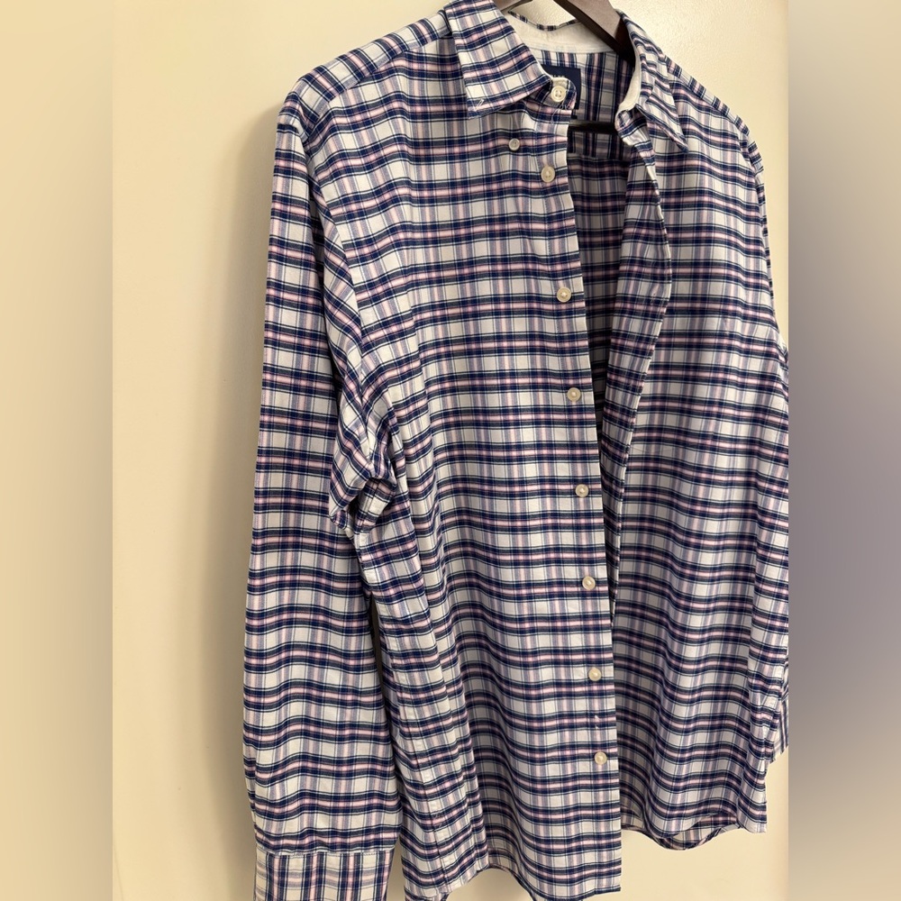 Charles Tyrwhitt Men's Classic Fit Button-Down Shirt. 100% Cotton. Size Large - Picture 8 of 15